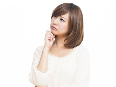 不信がっている女性