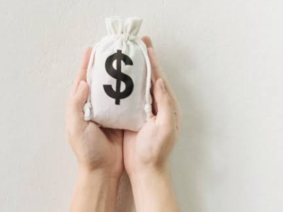 報酬をもらうイメージ